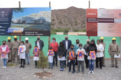 Morales puso en marcha la construcci&oacute;n de una escuela en Hornillos
