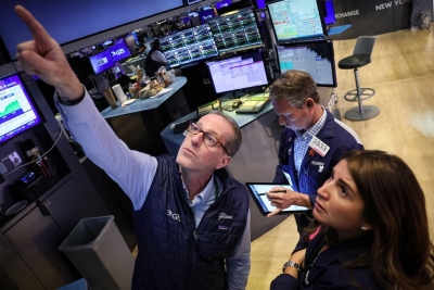 Jornada financiera: los bonos subieron y el riesgo pa&iacute;s qued&oacute; cerca de los 1.100 puntos, un piso en m&aacute;s de cuatro a&ntilde;os