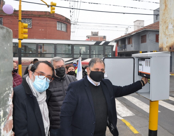 Nuevos sem&aacute;foros en sectores de la ciudad