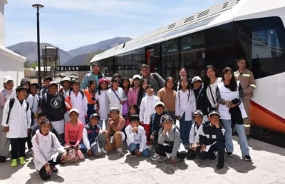 Tren solar finaliz&oacute; septiembre con visitas de delegaciones