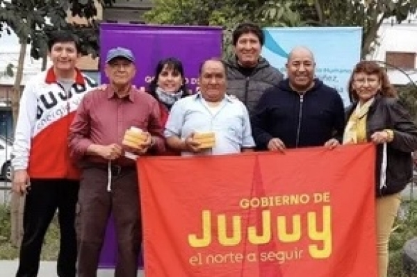 Adultos mayores disputaron la final de tejo
