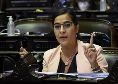 El voto de Mois&eacute;s a favor del presupuesto y el ajuste en educaci&oacute;n reaviv&oacute; la interna peronista
