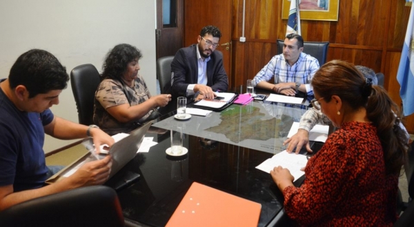 PARQUE INDUSTRIAL PERICO: EL GOBIERNO AYUDA A LOS EMPRESARIOS A CONCRETAR SUS PROYECTOS