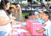 Ni&ntilde;os de las colonias de vacaciones en una jornada educativa ambiental