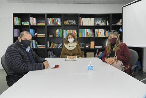 Educaci&oacute;n participar&aacute; del proyecto "Embander&aacute; tu casa"