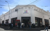 Paseo de Artesanos en el Mercado 6 de Agosto
