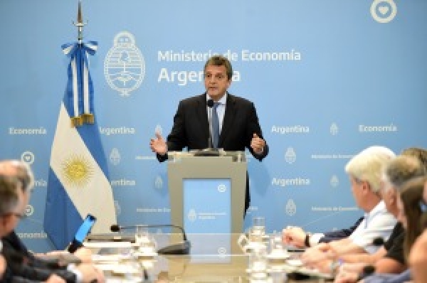El Gobierno no cobrar&aacute; impuestos a las exportaciones incrementales de autos en el 2023