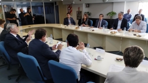 Se activa el CFI: Diez gobernadores petroleros le exigen a Milei una negociaci&oacute;n "real" de la ley &oacute;mnibus