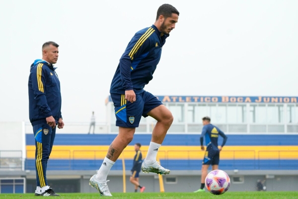 Boca Juniors: Almir&oacute;n muestra las cartas y las dudas