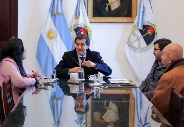 Sadir se reuni&oacute; con autoridades de Vialidad Nacional