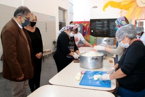 CDI elabora alrededor de 327 viandas solidarias