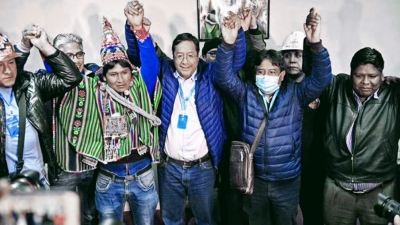 El partido de Evo retorna al poder en un pa&iacute;s dividido y en crisis
