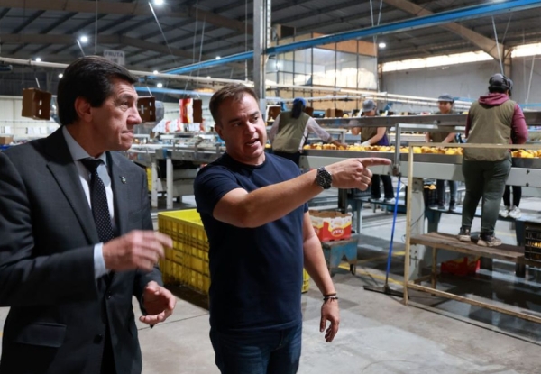 Sadir recorri&oacute; empresa agroindustrial juje&ntilde;a que es potencia exportadora en Europa