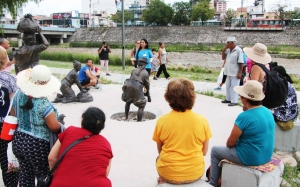 DISFRUT&Aacute; DE UN RECORRIDO POR SAN SALVADOR DE JUJUY