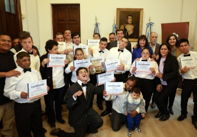 Sadir entreg&oacute; certificados a personas con discapacidad