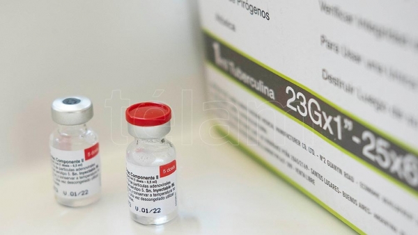 Distribuyen en todo el pa&iacute;s m&aacute;s de 715 mil vacunas Sputnik V y 549 mil Astrazeneca