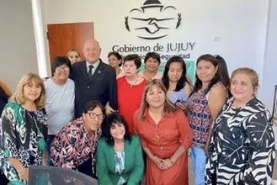 Apoyo y protecci&oacute;n a mujeres emprendedoras de Caimancito