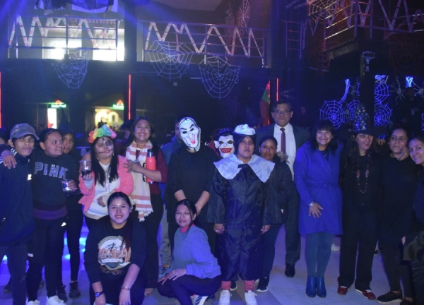 Fiesta de halloween para j&oacute;venes y adultos con discapacidad