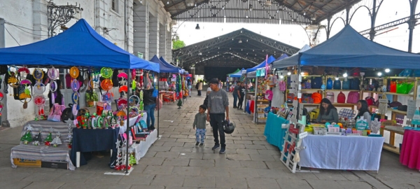 Lanzamiento de la Feria Navide&ntilde;a en el Centro Cultural &ldquo;Manuel Belgrano&rdquo;