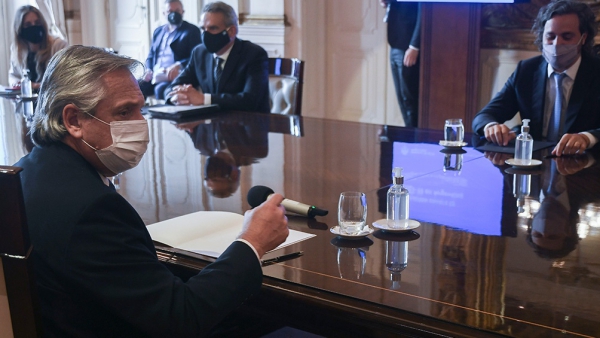 Gobierno anunci&oacute; la vacunaci&oacute;n para enero