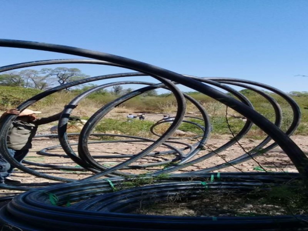 Nuevo nexo conductor de agua para Pama Sola