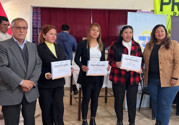 M&aacute;s de 60 personas terminaron con &eacute;xito su formaci&oacute;n en oficios