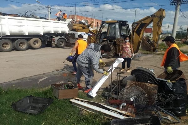 Dura cr&iacute;tica al conejal Dominguez