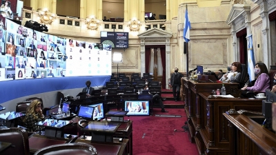 Senado aprueba la reestructuraci&oacute;n de la deuda bajo ley argentina
