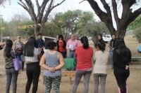 Familias de capital y San Pedro recibieron informe de obras en sus barrios