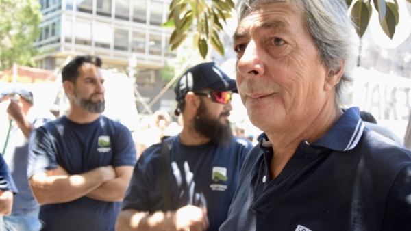 Aceiteros paralizan por tiempo indeterminado a las exportaciones en rechazo a la Reforma Laboral y Ganancias