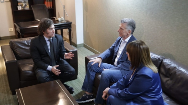 Tensi&oacute;n latente entre Macri y Milei por la paternidad del triunfo