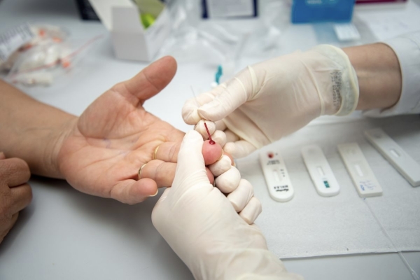 Habr&aacute; testeos gratuitos de VIH en los corsos capitalinos