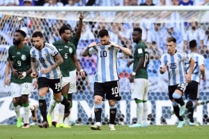 Argentina perdi&oacute; ante Arabia Saudita en su debut mundialista