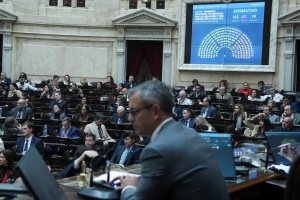Diputados aprob&oacute; un aumento del 7,2% de las jubilaciones, una suba del bono a $110 mil y la restituci&oacute;n de la moratoria