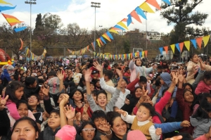Multitudinario festejo del Día del Niño en Parque San Martín