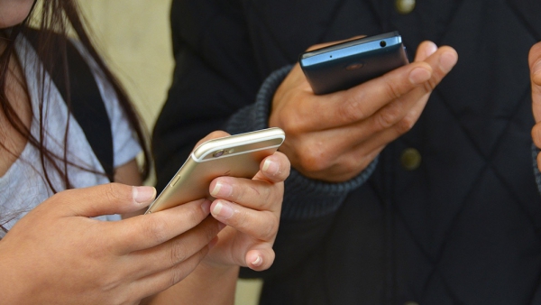 Entra en vigencia un plan b&aacute;sico universal obligatorio para telefon&iacute;a, internet y TV paga