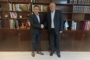 Perico avanza en una agenda de integraci&oacute;n con Chile