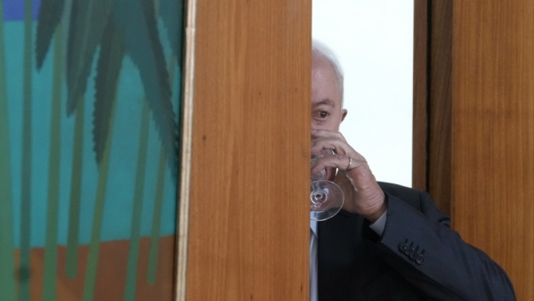 Conflicto con Lula: Se quedan sin gas las estaciones de GNC y la industria