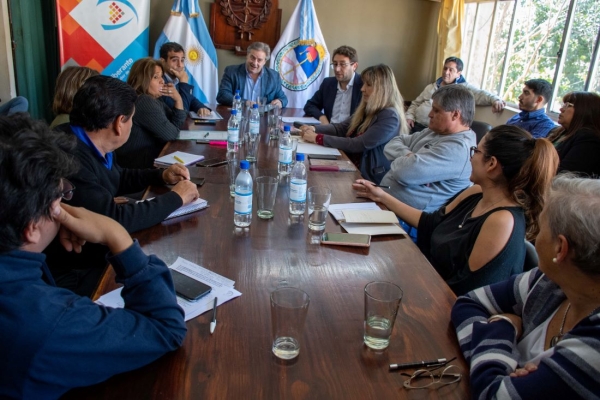 Estudio de Costos y fijaci&oacute;n de la tarifa de colectivos. Invitan a vecinoas a opinar