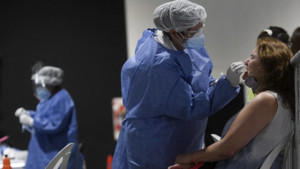 Otras 132 personas murieron y 15.262 fueron reportadas con coronavirus en las &uacute;ltimas 24 horas