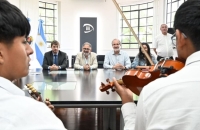 Escuela Municipal Marina Vilte presentó “Jóvenes del Sueño, Antología”