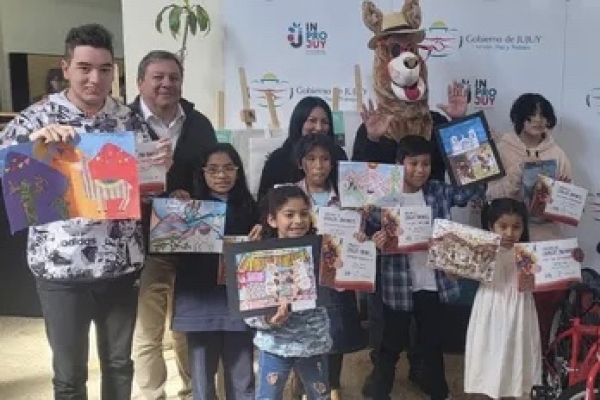 Exitoso concurso de dibujo infantil "Dibujando la llama de INPROJUY"