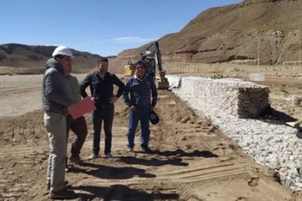 Avanzan las obras de mitigaci&oacute;n h&iacute;drica en Susques