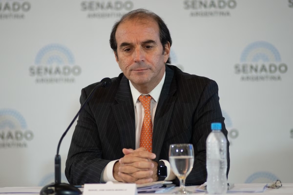 Pese a las intenciones del Gobierno para que siga, Manuel Garc&iacute;a-Mansilla analiza renunciar a su cargo en la Corte Suprema