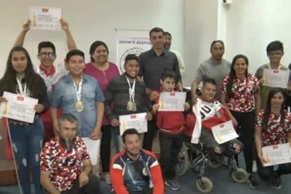 Reconocimientos a Deportistas destacados en los Juegos Evita Adaptado