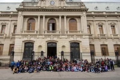 Alumnos del interior visitaron Casa de Gobierno