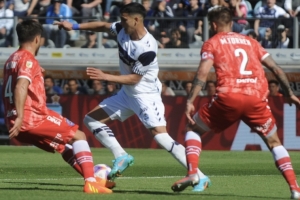 Gimnasia y Argentinos empataron en el Bosque y el "Lobo" se acerca a la Libertadores