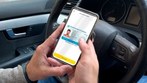 Licencia de conducir digital: cu&aacute;les son las dos provincias que a&uacute;n no la incorporaron y c&oacute;mo se hace el tr&aacute;mite en l&iacute;nea
