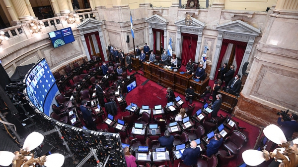 Es ley la reforma del Impuesto a las Ganancias y Monotributo