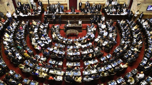 El proyecto del acuerdo con el FMI llega al Congreso y el oficialismo traza plan para el debate